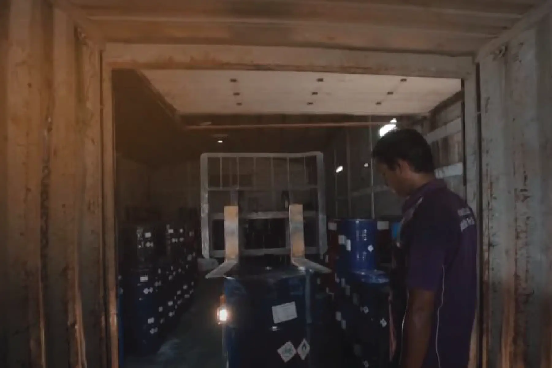 Gallery - Unloading 3 - PT. Pyramida Kimia Semesta - PT. Pancasakti Group